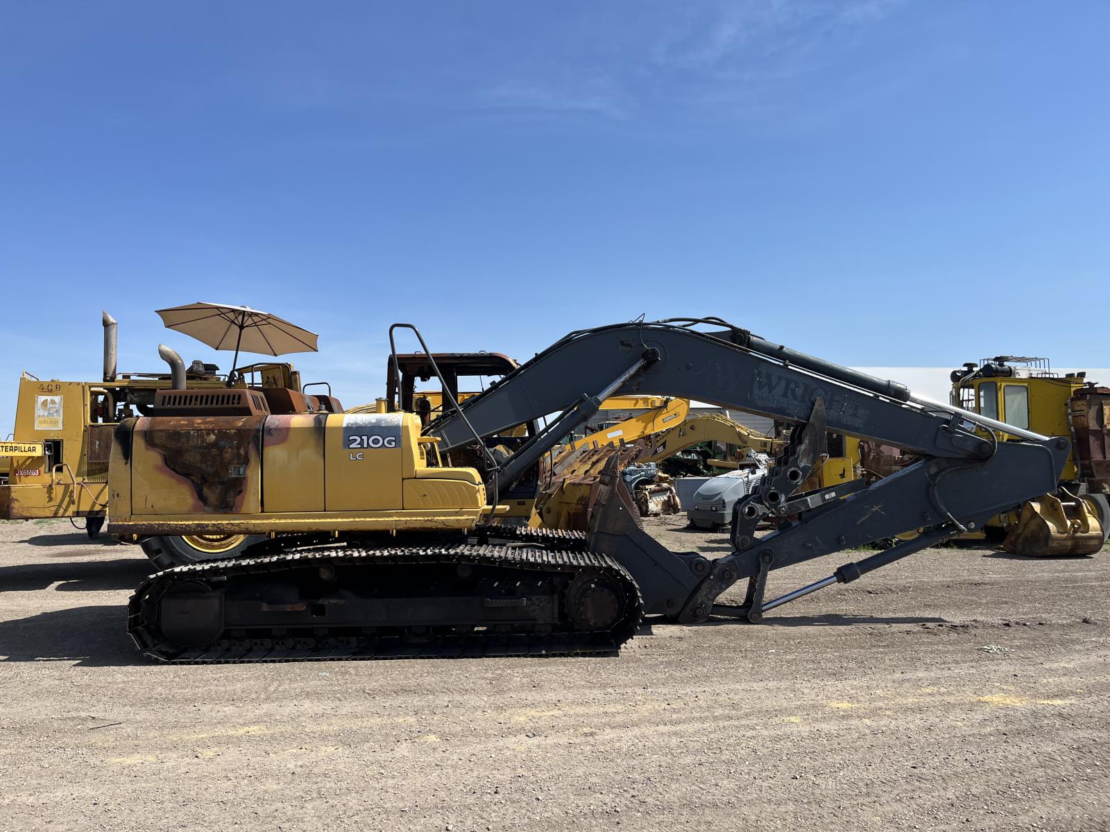 ./imagenes/INVOICE/2019/18295/JOHN DEERE 210G (20).JPG